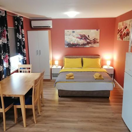 City Break Apartment Zagreb Buitenkant foto